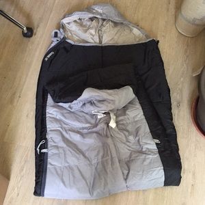 Kelty Cosmic 35 degree + mummy sleeping bag